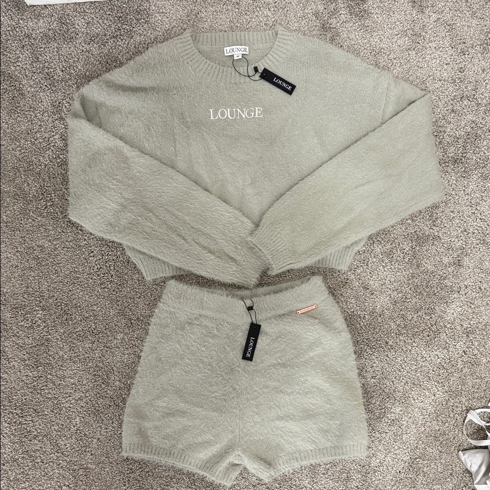 Lounge Women's fuzzy Sweater Set